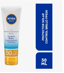Protector solar facial Nivea Control Brillo FPS 50